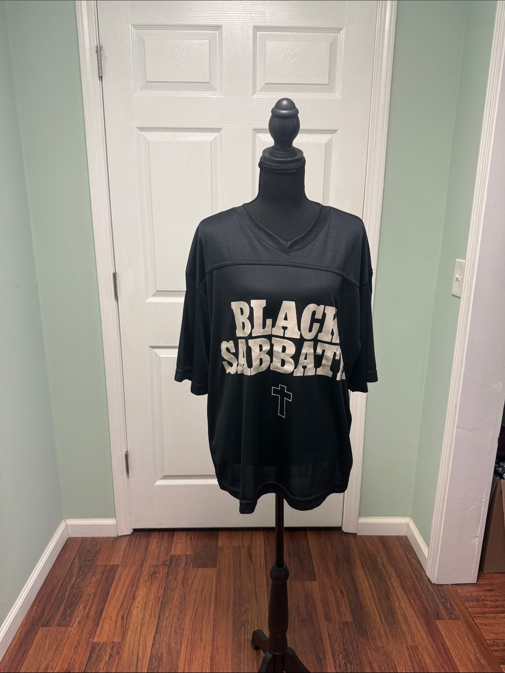Black Sabbath Logo Black Short Sleeve Graphic Tee by